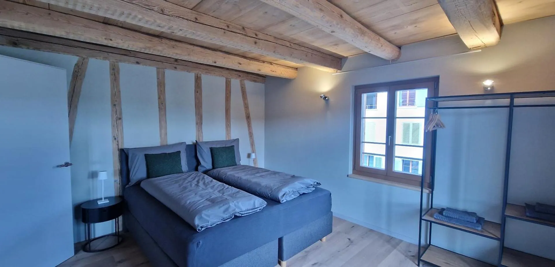 Visionary Hospitality Bassersdorf, Zuerich - Premium Apartments In Swiss Style With Free Parking, Washer, Kitchen, Terrace, Vaulted Cellar Event Room, 15' City & Airport