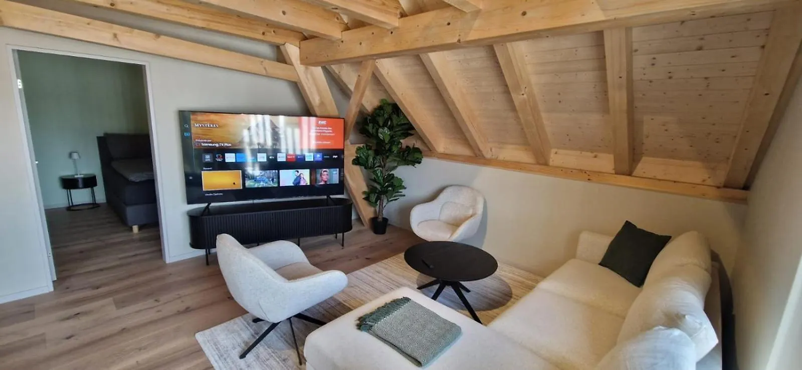 Visionary Hospitality Bassersdorf, Zuerich - Premium Apartments In Swiss Style With Free Parking, Washer, Kitchen, Terrace, Vaulted Cellar Event Room, 15' City & Airport