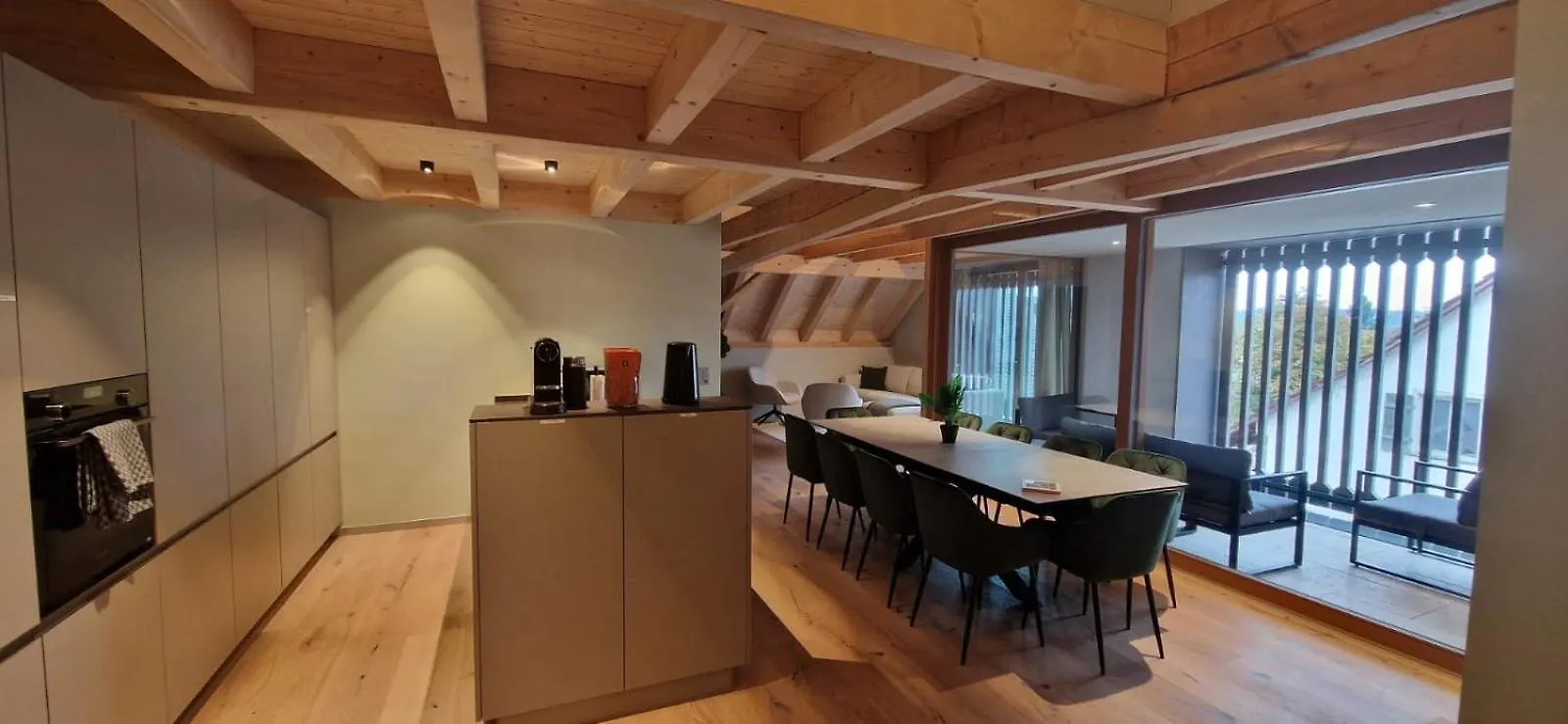 Visionary Hospitality Bassersdorf, Zuerich - Premium Apartments In Swiss Style With Free Parking, Washer, Kitchen, Terrace, Vaulted Cellar Event Room, 15' City & Airport